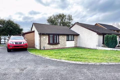 2 bedroom semi-detached bungalow for sale, Bay View Gardens, Skewen, Neath, SA10 6NJ