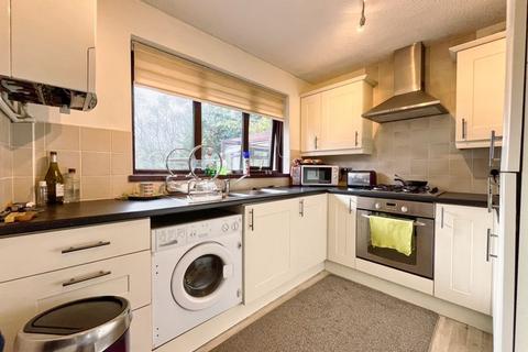 12 Bay View Gardens, Skewen, Neath, SA10 6NJ