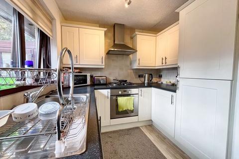 12 Bay View Gardens, Skewen, Neath, SA10 6NJ