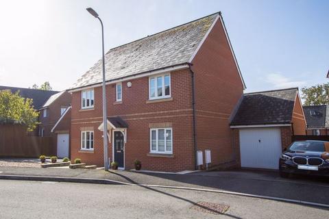 4 bedroom detached house for sale, Dol Gwartheg, Penarth