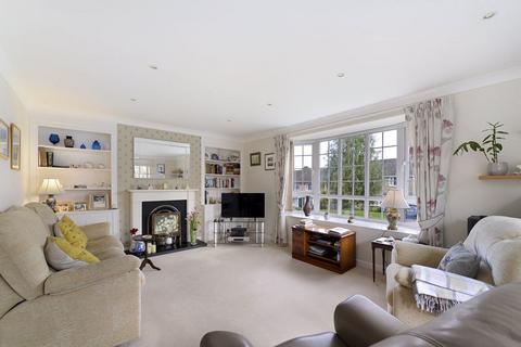3 Cheviot Close, Tonbridge, TN9 1NH