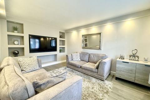 1 Berkeley Court, Scartho Top, Grimsby, DN33 3TB