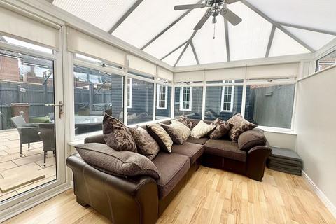 1 Berkeley Court, Scartho Top, Grimsby, DN33 3TB