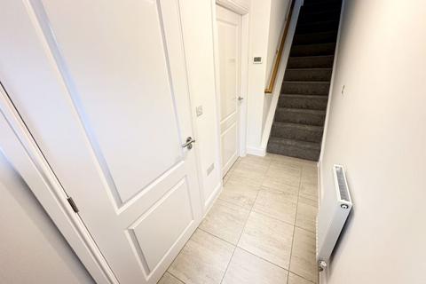 3 bedroom semi-detached house to rent, Bluebelle Drive, 'The Oaks', Rossmore