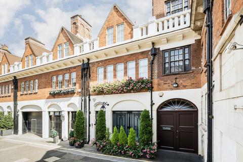 4 bedroom mews for sale, Balfour Mews, Mayfair