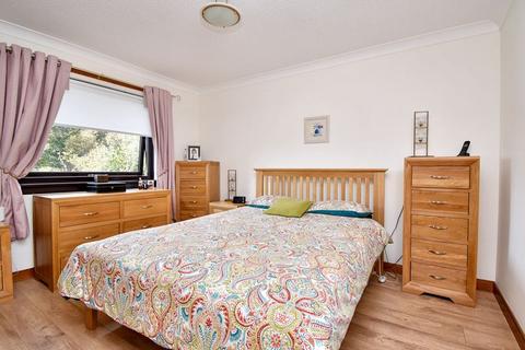 37 Barr Farm Road, Kilsyth, Glasgow, G65 0DD