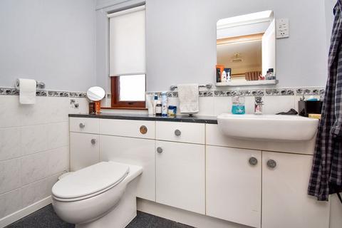 37 Barr Farm Road, Kilsyth, Glasgow, G65 0DD