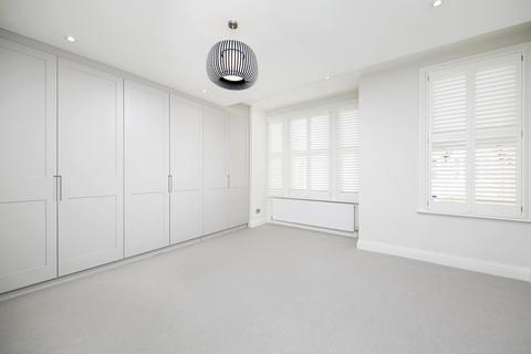 5 bedroom house to rent, Kent Road, Chiswick, London, UK