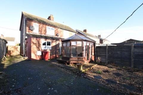 3 bedroom semi-detached house for sale, Station Road, Scunthorpe