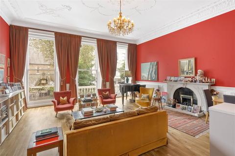Flat 2, 4 Southwell Gardens, London, SW7 4SB