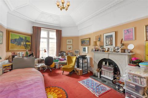 Flat 2, 4 Southwell Gardens, London, SW7 4SB