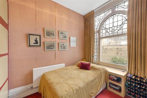 Flat 2, 4 Southwell Gardens, London, SW7 4SB