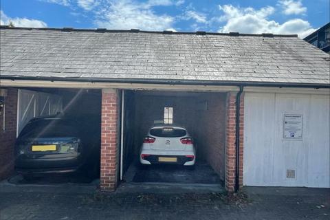 1 bedroom garage to rent, Bars Hill, Cowes