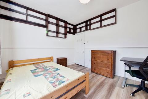 2 bedroom flat to rent, Cranleigh Street, NW1