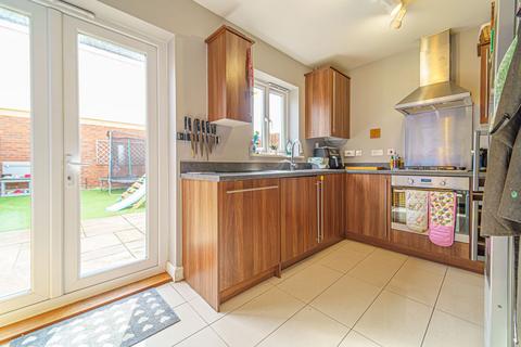 4 bedroom terraced house for sale, Bessemer Drive, Newport, NP19