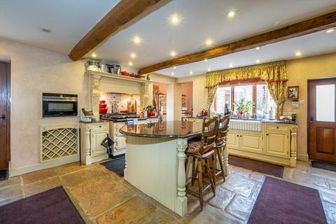 4 bedroom detached house for sale, Lewknor, Watlington, Oxfordshire, OX49