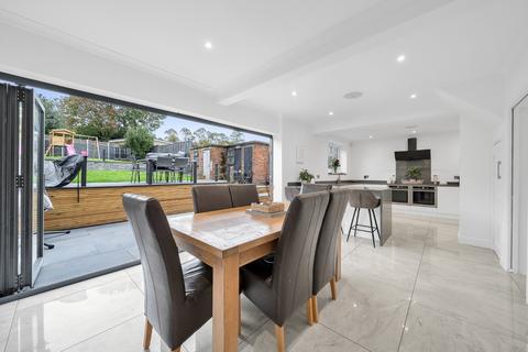24 Rochester Drive, Bexley, DA5 1PU
