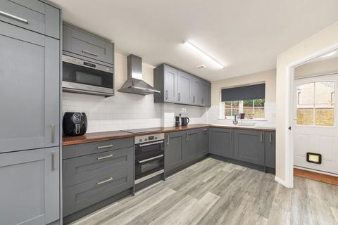 11 Barrow Lane, Lower Cambourne, Cambridge, CB23 6GY