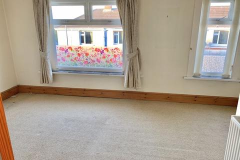 35 Wallace Road, Neath, SA11 1YH