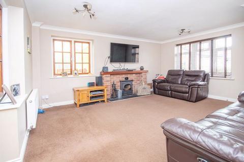 3 bedroom detached house for sale, Marchwood