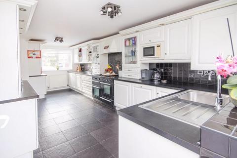 3 bedroom detached house for sale, Marchwood