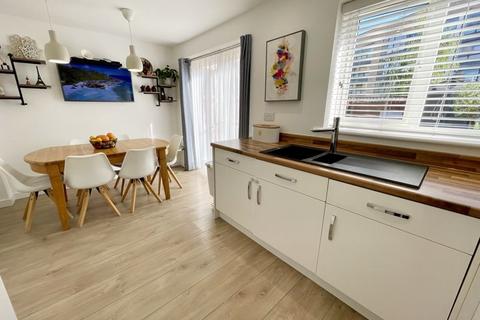 23 Bagshawe Way, Dunstable, LU5 4FJ