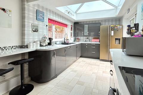 9 Brookfield Road, Hucclecote, Gloucester, GL3 3HA