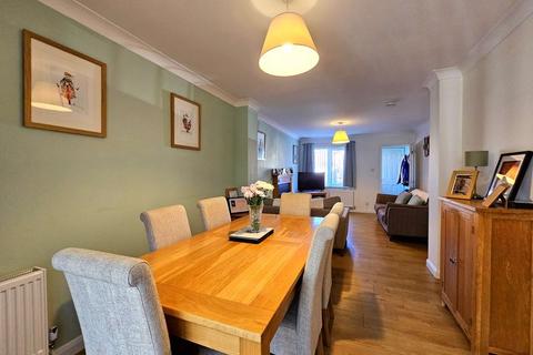 16 Trinity Road, Abbeymead, Gloucester, GL4 5GB