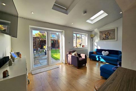 16 Trinity Road, Abbeymead, Gloucester, GL4 5GB