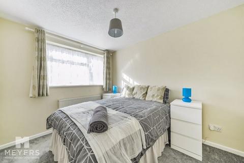 113 Croft Road, Portland, DT5 2EP