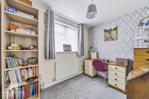 113 Croft Road, Portland, DT5 2EP