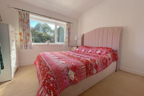 9 Glenfield Avenue, Wetherby, LS22 6RN