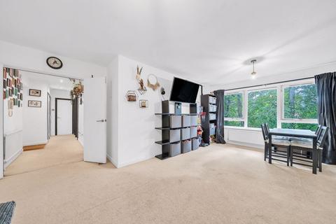 2 bedroom flat for sale, Whitehaven Close, Bromley