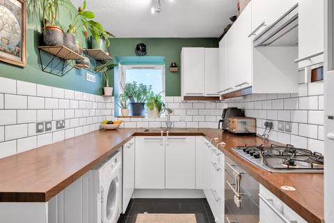 57 Whitehaven Close, Bromley, BR2 0YA