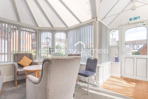 1 bedroom flat for sale, Woodville Grove, Welling DA16