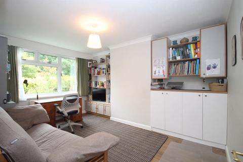 2 bedroom apartment for sale, Oldfield Lane South, Greenford