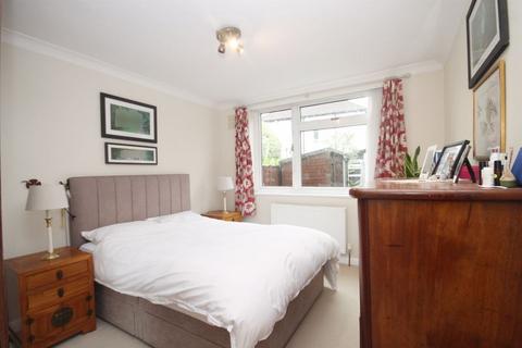 2 bedroom apartment for sale, Oldfield Lane South, Greenford