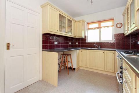 3 bedroom bungalow for sale, Miswell Lane, Tring