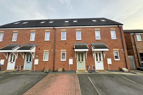 3 bedroom townhouse for sale, Vickers Lane, Seaton Carew, Hartlepool