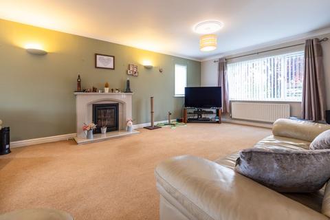 5 bedroom detached house for sale, Huntingdon Crescent, Milton Keynes