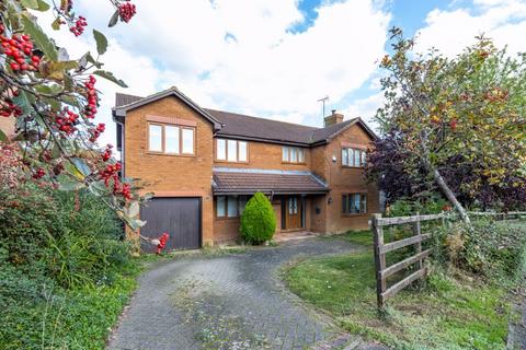 5 bedroom detached house for sale, Huntingdon Crescent, Milton Keynes