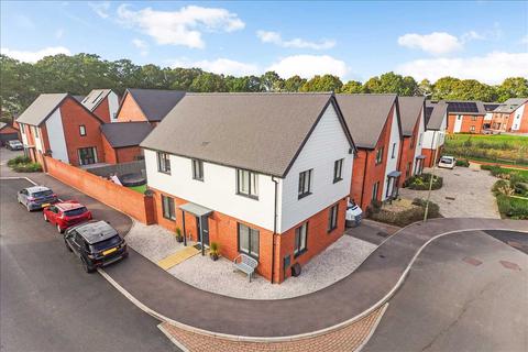 4 bedroom detached house for sale, Barn Owl Close, Whiteley