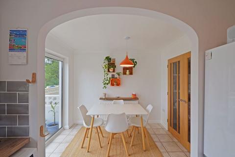 8 Trevithick Close, Truro, TR1 1RZ
