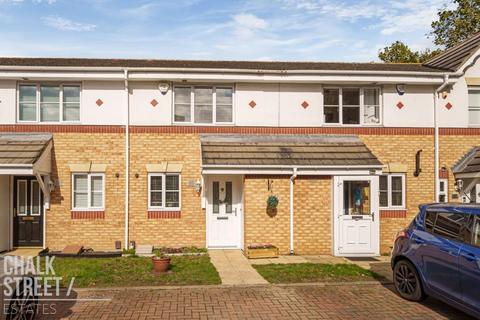 17 Bancroft Chase, Hornchurch, RM12 4DP