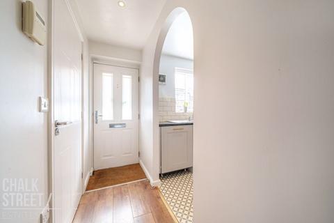 17 Bancroft Chase, Hornchurch, RM12 4DP