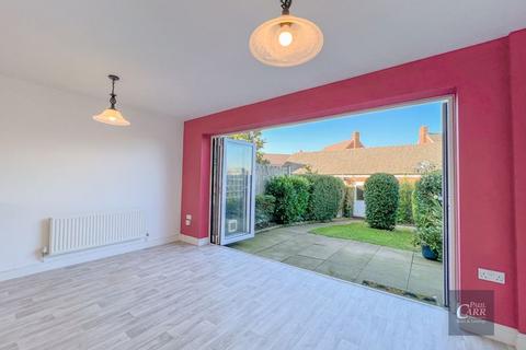 3 bedroom terraced house for sale, Sainte Foy Avenue, Lichfield WS13