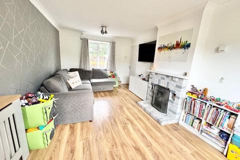 2 bedroom semi-detached house for sale, Holtspur Avenue, High Wycombe HP10