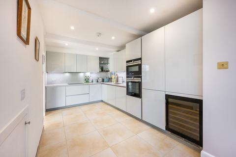 3 bedroom detached house to rent, Wildwood Road, Hampstead Garden Suburb, London