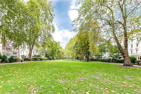 1 bedroom apartment for sale, St Georges Square, London SW1V