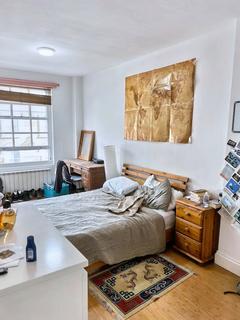 2 bedroom flat to rent, Stoke Newington High Street, London N16